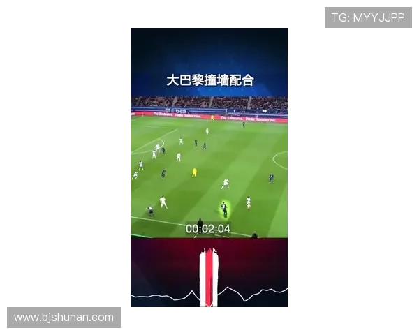 以斯温登俱乐部为核心探索小城足球文化与团队精神的独特魅力 以斯温登俱乐部为核心探索小城足球文化与团队精神的独特魅力