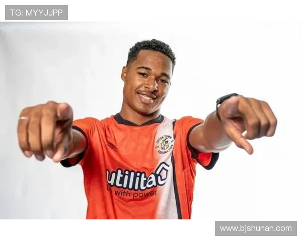 卢顿俱乐部宣布核心球员回归新赛季备战全面升级展现冲超雄心 卢顿俱乐部宣布核心球员回归新赛季备战全面升级展现冲超雄心