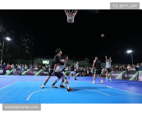 中国篮球职业联赛新赛季揭幕战精彩纷呈 各队新援表现引关注 中国篮球职业联赛新赛季揭幕战精彩纷呈 各队新援表现引关注