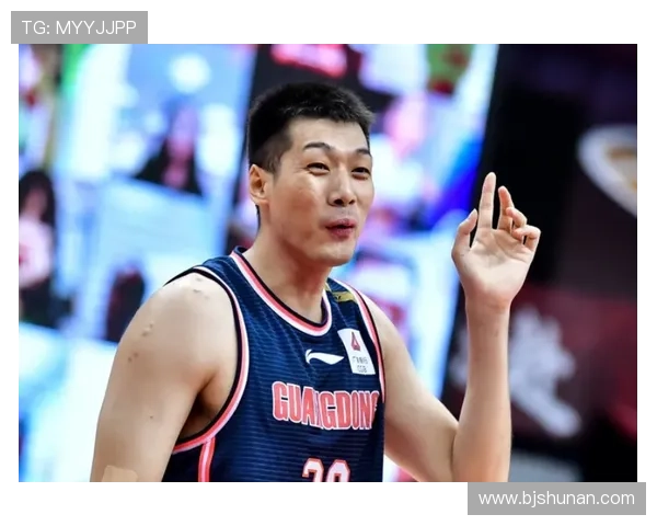 德约科维奇惊险逆转强敌挺进总决赛巅峰对决再现传奇时刻