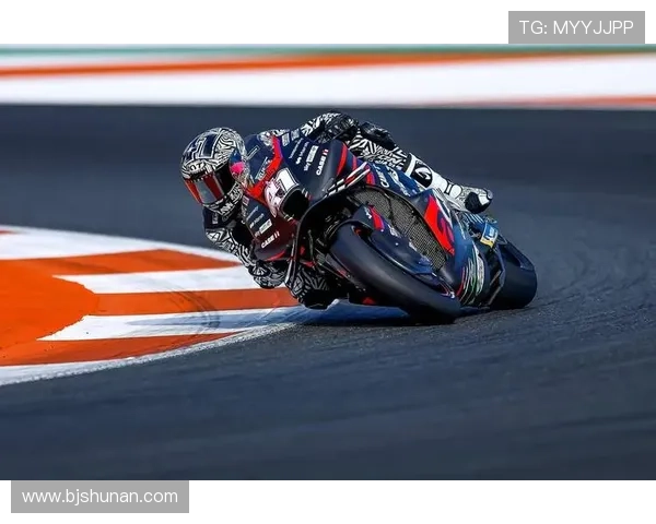 MotoGP赛季最新动态:顶级车手激烈角逐 引发全球车迷热议 MotoGP赛季最新动态:顶级车手激烈角逐 引发全球车迷热议