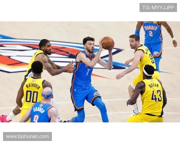 NBA季中赛焦点大战再掀高潮各强队全力争夺宝贵晋级席位 NBA季中赛焦点大战再掀高潮各强队全力争夺宝贵晋级席位