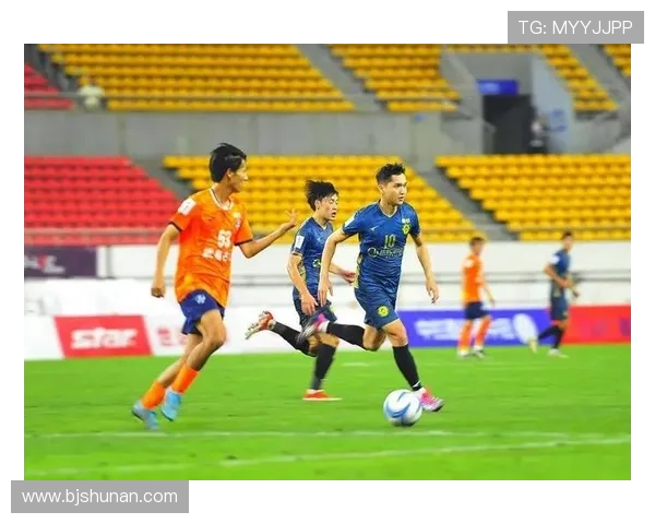 中国足球超级联赛新赛季开幕 众星云集豪强争霸期待精彩对决