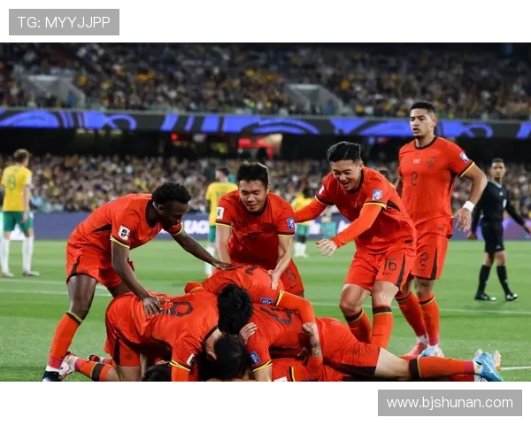 国足世预赛关键战取胜提振士气中超新星表现抢眼引热议全国球迷期待