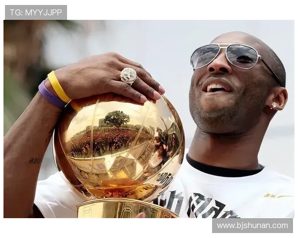 欧洲冠军联赛小组赛抽签结果揭晓强强对话引发球迷热议